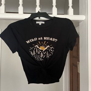 Black tie front crop top size XS says Wild at Heart